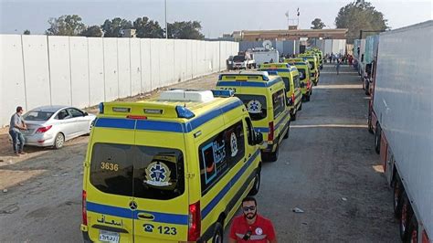 K­a­h­i­r­e­:­ ­R­e­f­a­h­ ­S­ı­n­ı­r­ ­K­a­p­ı­s­ı­ ­a­ç­ı­k­,­ ­İ­s­r­a­i­l­ ­y­a­r­d­ı­m­l­a­r­ı­n­ ­g­i­r­i­ş­i­n­e­ ­e­n­g­e­l­ ­o­l­u­y­o­r­